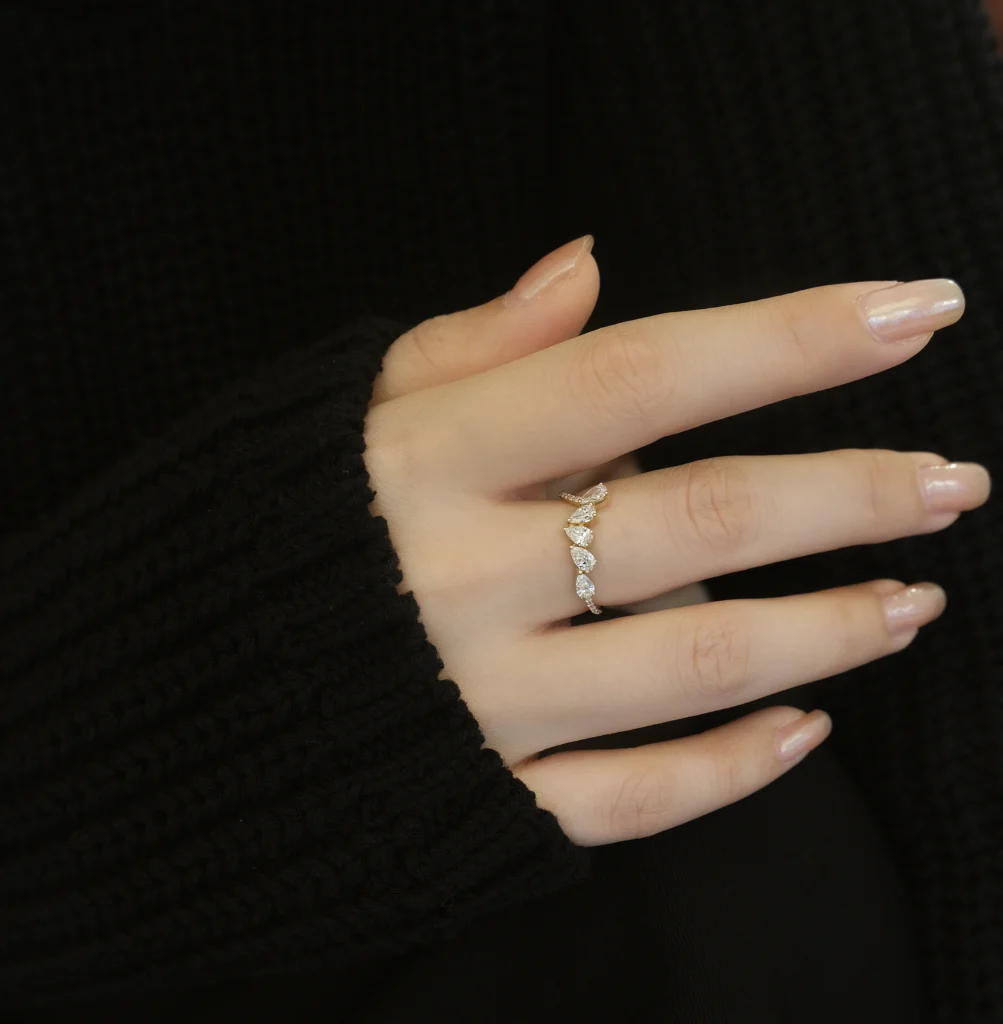 signature v ring blog 1